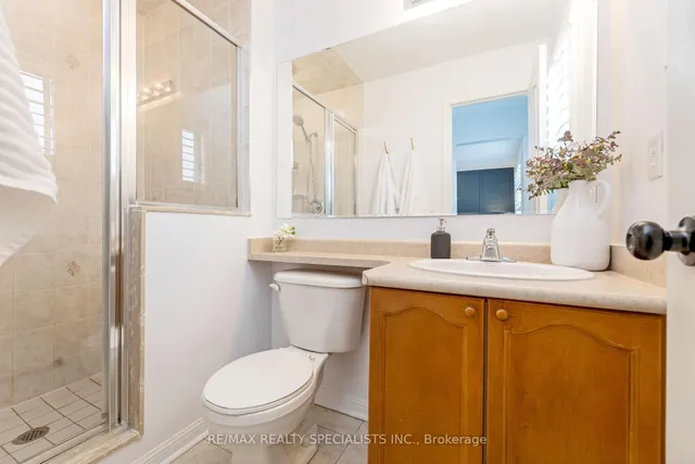 Additional image 16 of 646 Edwards Ave