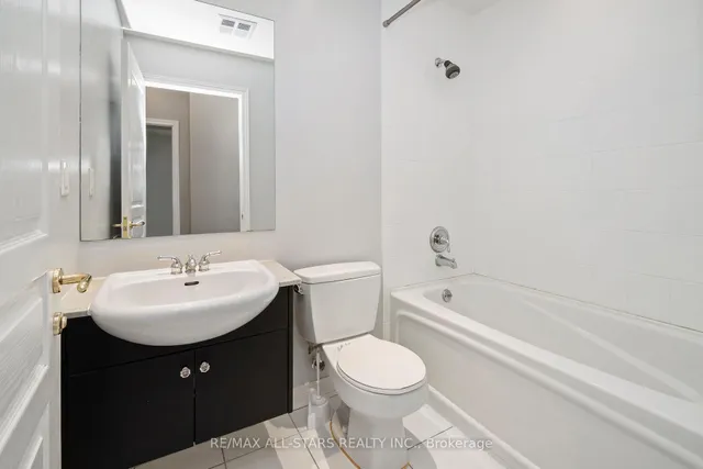 Additional image 27 of 100 Hayden St Unit 1804