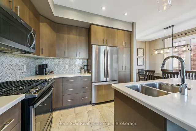 Additional image 12 of 3150 BLACKFRIAR Common