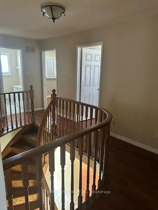 Additional image 10 of 3 Himalaya St