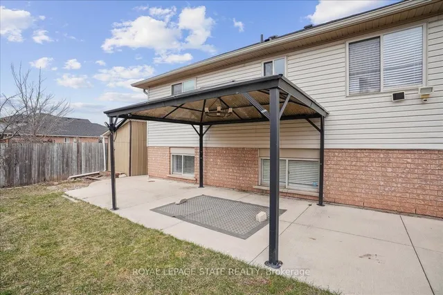 Additional image 36 of 32 Sonoma Lane