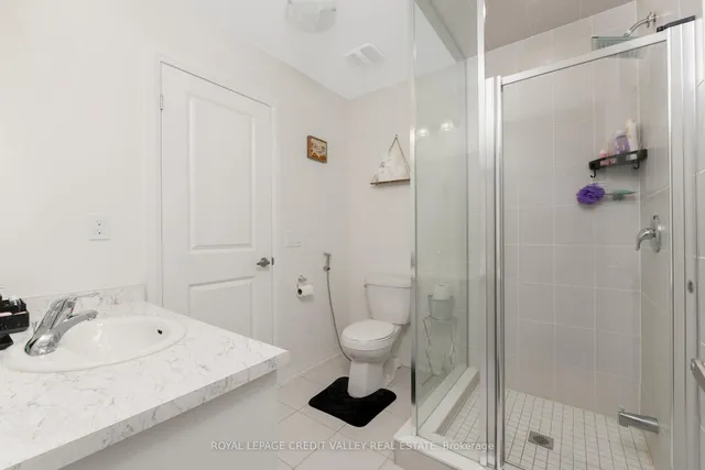 Additional image 25 of 96 Yale Dr