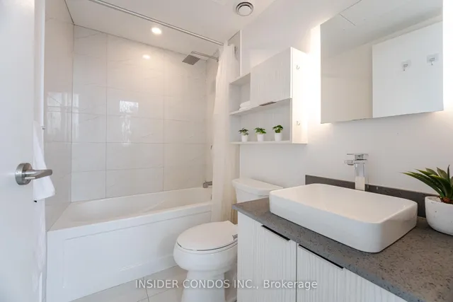 Additional image 23 of 501 Yonge St Unit 5202