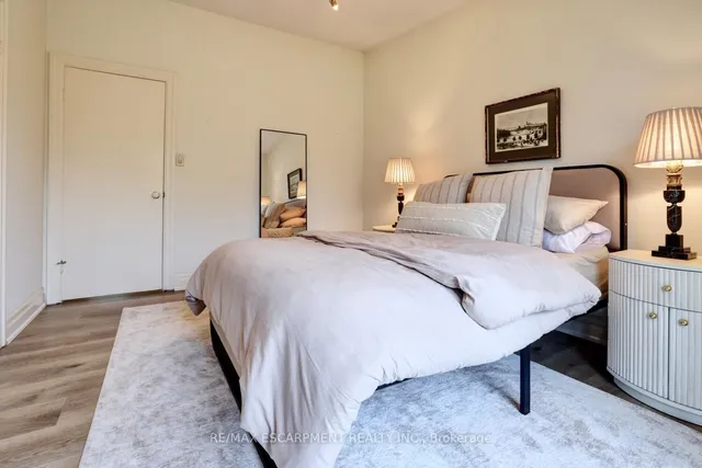 Additional image 32 of 146 Birett Dr