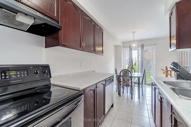 Additional image 9 of 525 Novo Star Dr Unit 100