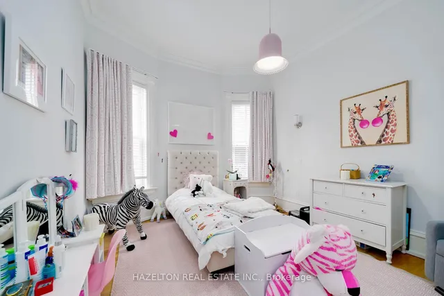 Additional image 23 of 44 Hazelton Ave