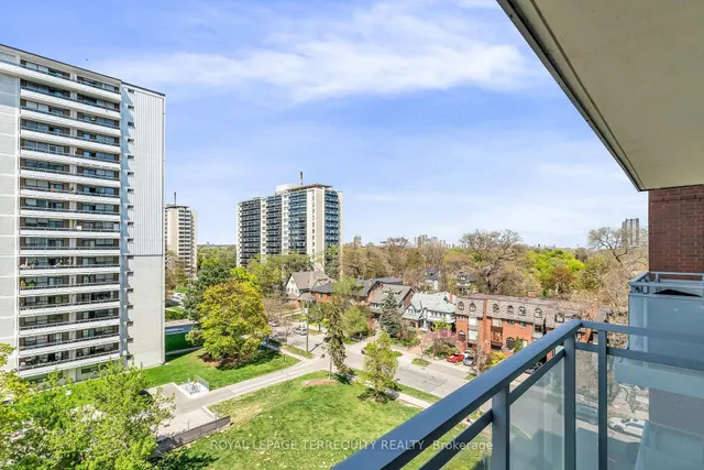 Additional image 15 of 1830 Bloor St Unit 701