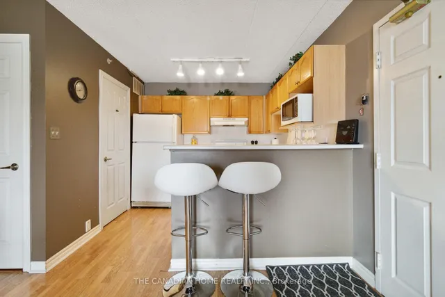 Additional image 13 of 1441 Walkers Line Unit 304