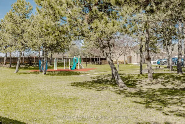 Additional image 46 of 1526 Lancaster Dr Unit 123