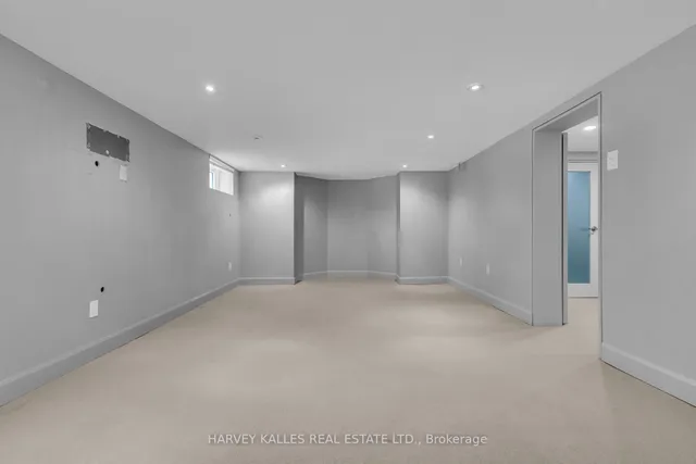 Additional image 40 of 111 Strathallan Blvd