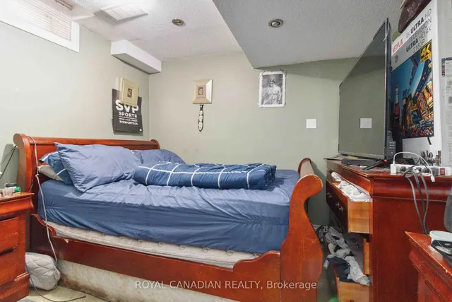 Additional image 41 of 24 Powell Dr