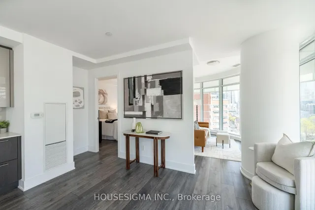 Additional image 18 of 403 Church St Unit 902