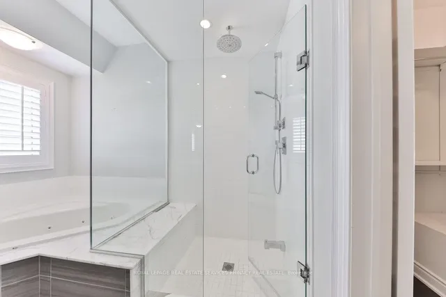 Additional image 12 of 2160 Trafalgar Rd Unit 10