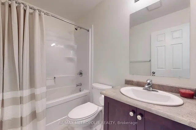 Additional image 28 of 10 FOXGLOVE Cres Unit 22