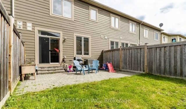 Additional image 36 of 17 Aird Crt