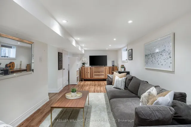 Additional image 48 of 296 Wright Ave