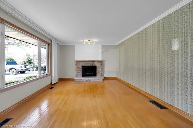 Additional image 19 of 463 Evergreen Ave