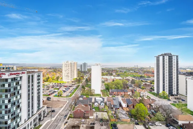 Additional image 28 of 15 Queen St Unit 1409