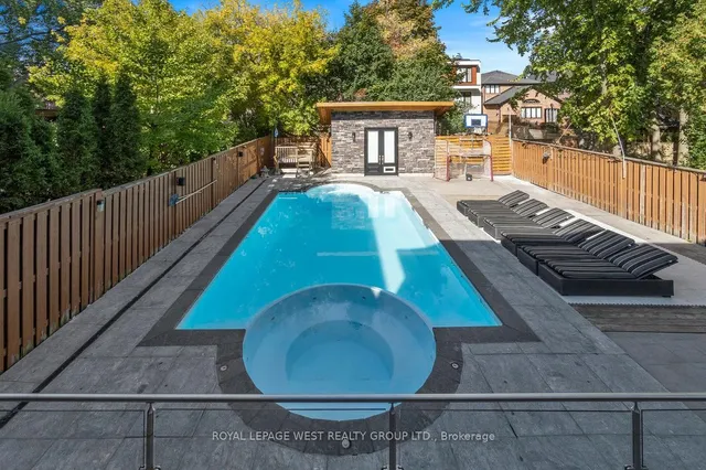 Additional image 47 of 218 Cameron Ave