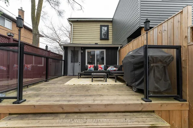 Additional image 33 of 2311 Gerrard St