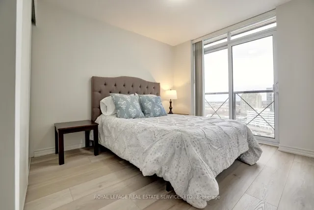 Additional image 32 of 5233 Dundas St Unit 1829