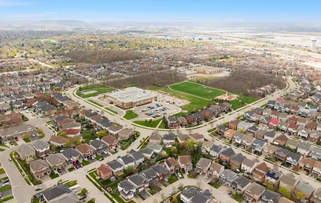 Additional image 39 of 1340 Main St Unit 202