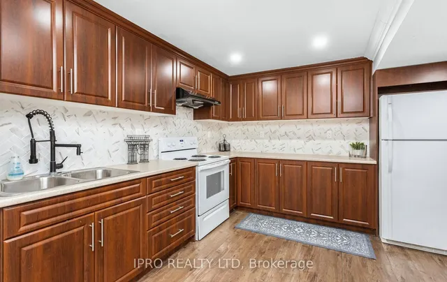 Additional image 41 of 77 Milford Cres