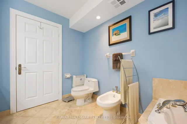 Additional image 39 of 80 Harrison Garden Blvd Unit 1821