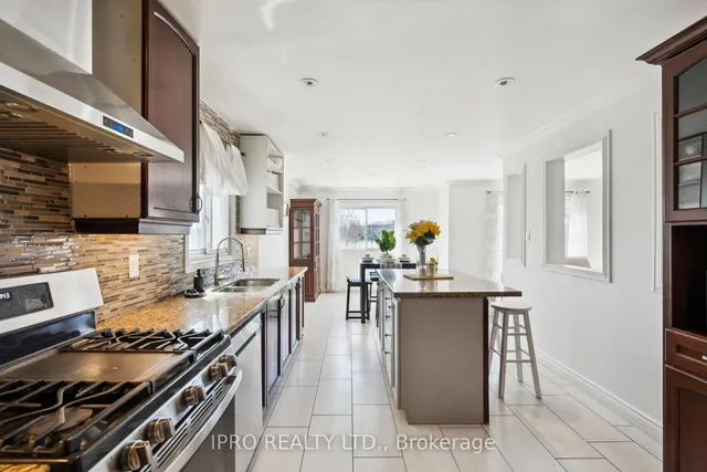 Additional image 14 of 15 Fallen Oak Crt