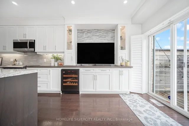 Additional image 14 of 4093 Medland Dr