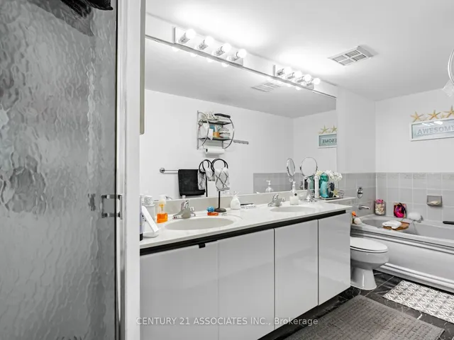 Additional image 25 of 45 Kingsbridge Garden Circ Unit 2604