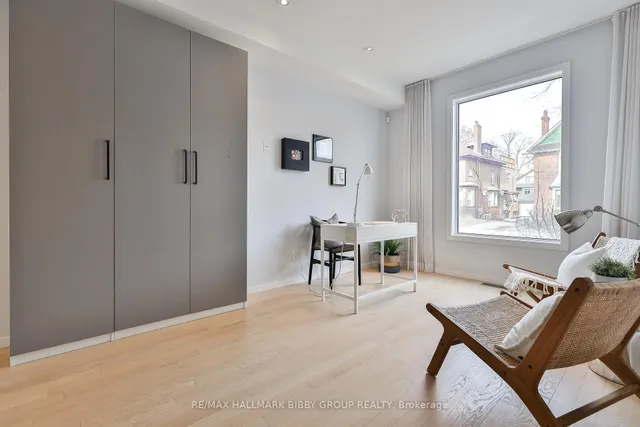 Additional image 17 of 126 Spadina Rd Unit 4