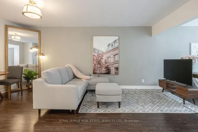 Additional image 10 of 50 Lombard St Unit 1503