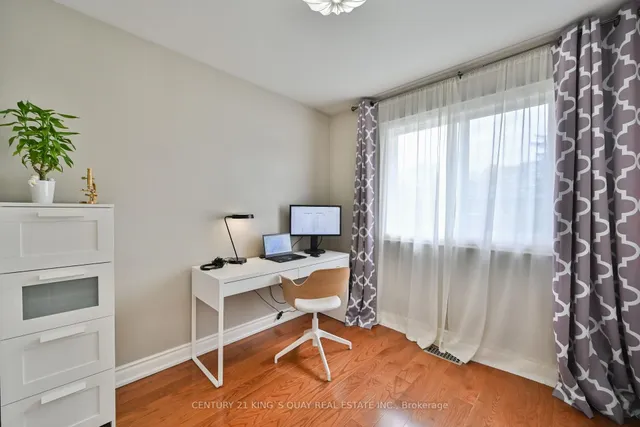 Additional image 28 of 10 Billington Cres