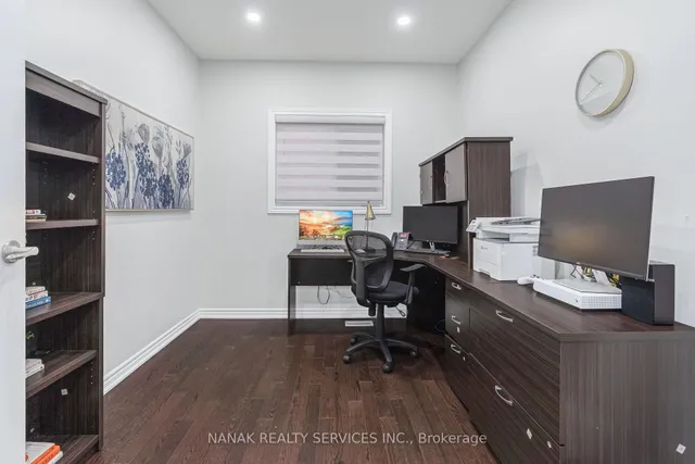 Additional image 21 of 17 Henry Moody Dr