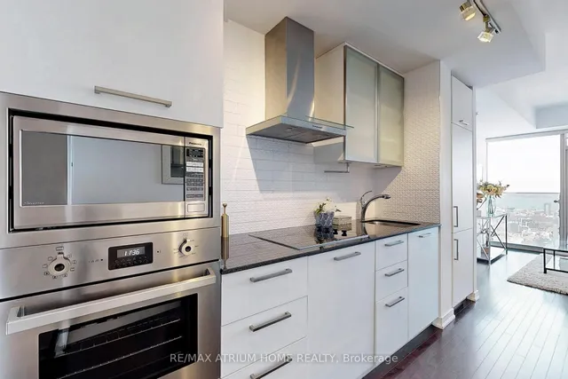 Additional image 17 of 14 York St Unit 6207