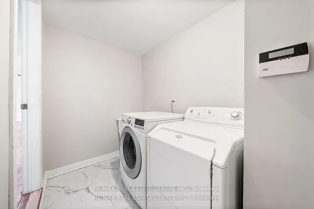 Additional image 30 of 49 Hollowgrove Blvd