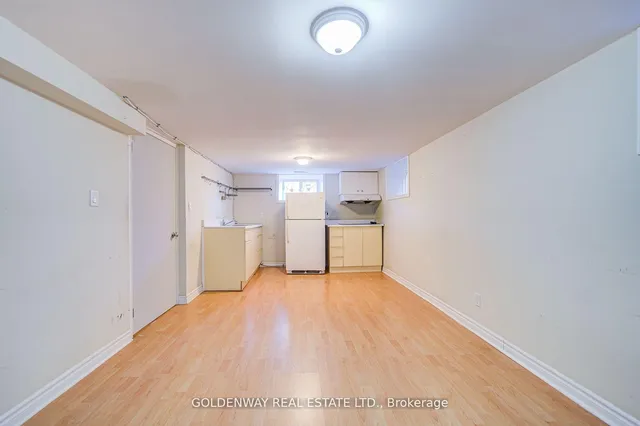 Additional image 41 of 211 Pemberton Ave