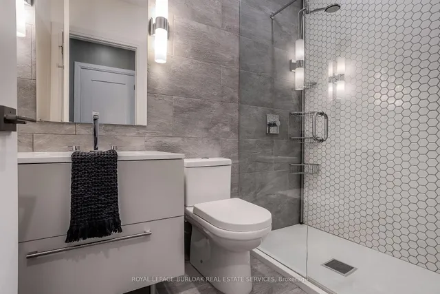 Additional image 41 of 1441 Elgin St Unit 302