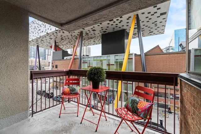 Additional image 19 of 89 Mccaul St Unit 417