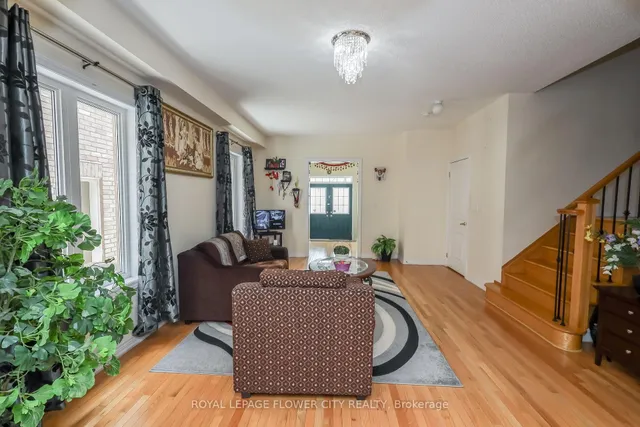 Additional image 7 of 8 Washburn Rd