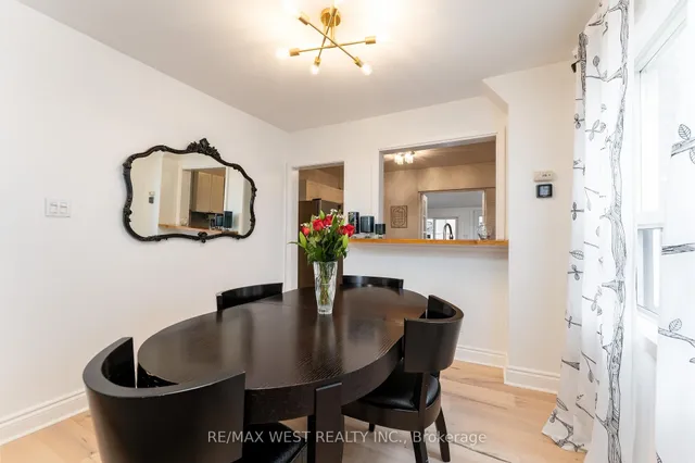 Additional image 8 of 2311 Gerrard St