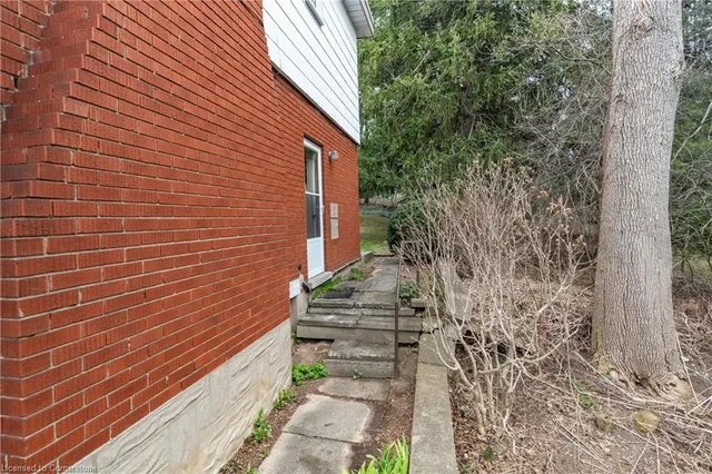 Additional image 46 of 16 Admiral Rd