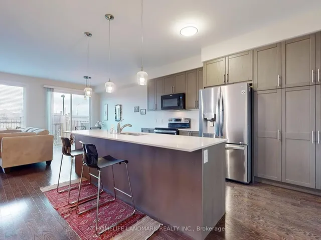 Additional image 7 of 813 Banks Cres