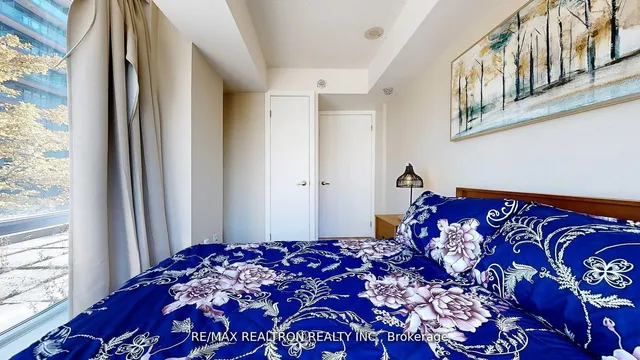 Additional image 15 of 20 Joe Shuster Way Unit 202