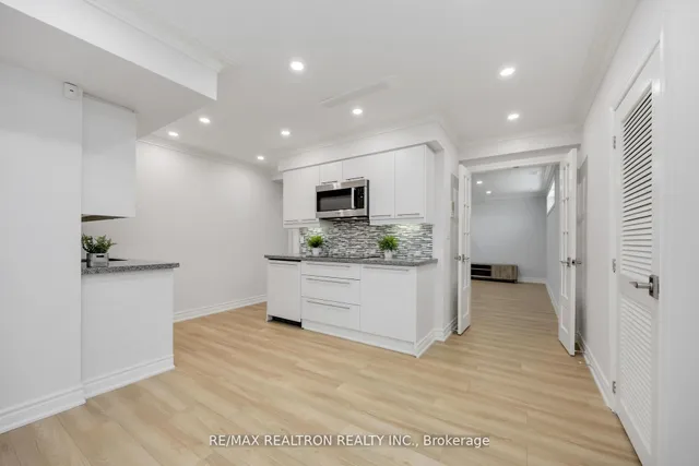 Additional image 32 of 16 Aylesbury Rd