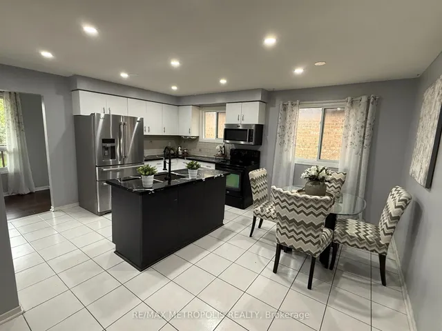 Additional image 10 of 36 Tanager Sq