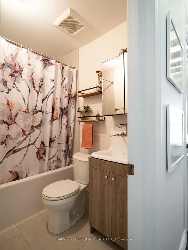 Additional image 15 of 161 Euclid Ave