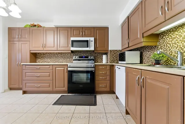 Additional image 7 of 3345 Silverado Dr Unit 30