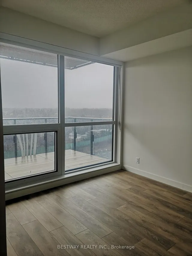 Additional image 4 of 27 McMahon Dr Unit 1505